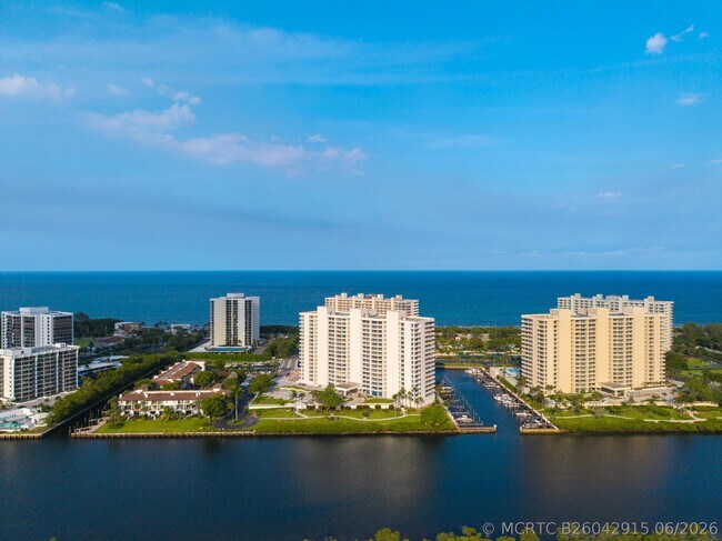 Building Photo - 4201 N Ocean Blvd