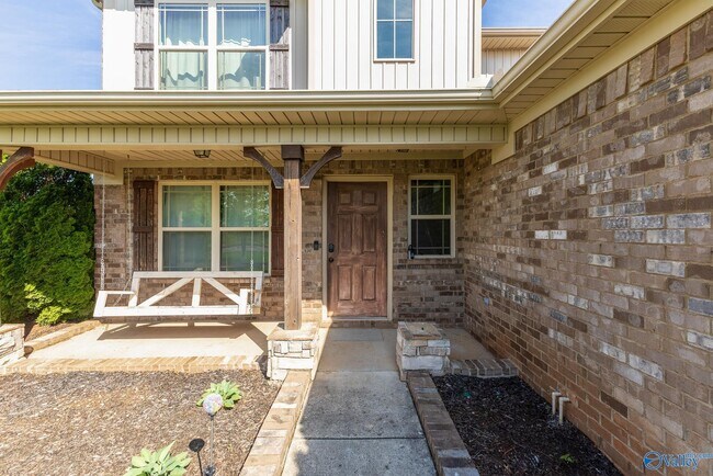 Building Photo - 214 Briar Crest Rd