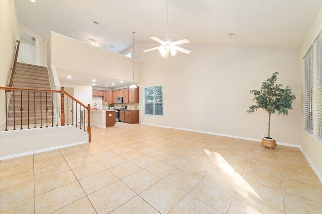 Building Photo - 6403 Guilford Glen Ln