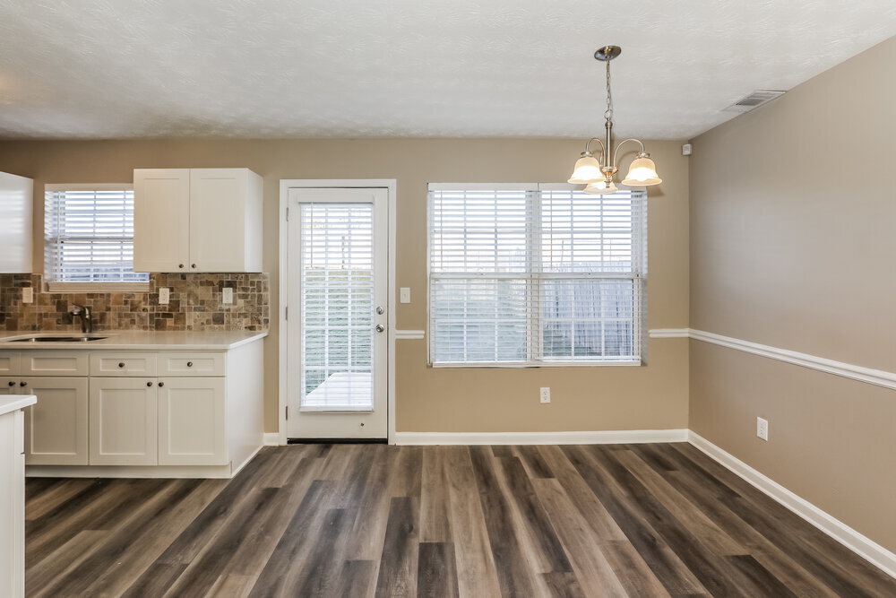 Building Photo - 6035 Flagstaf Walk