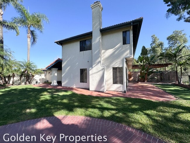 Building Photo - Beautiful townhome in The Trails at Calavera!