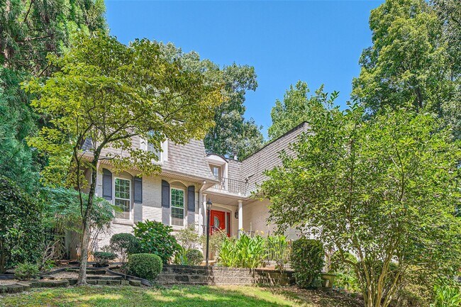 Building Photo - High-End Fully Furnished Luxury Gated French Chateau behind Dunwoody Country Club