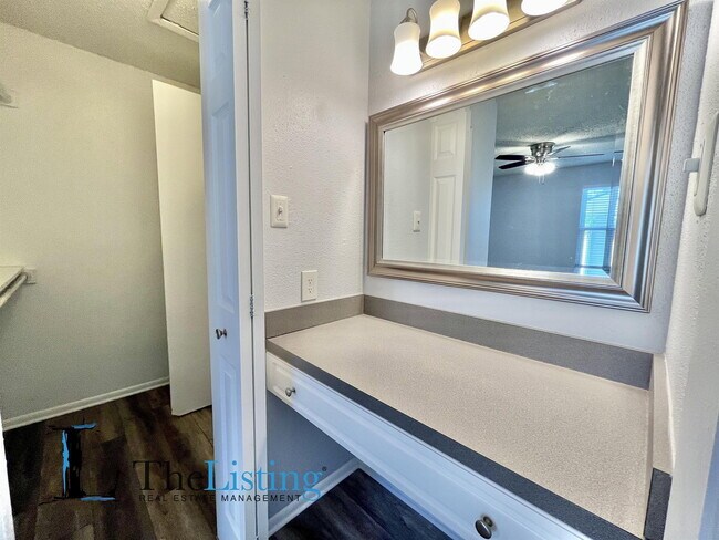 Building Photo - 3732 Idlebrook Cir