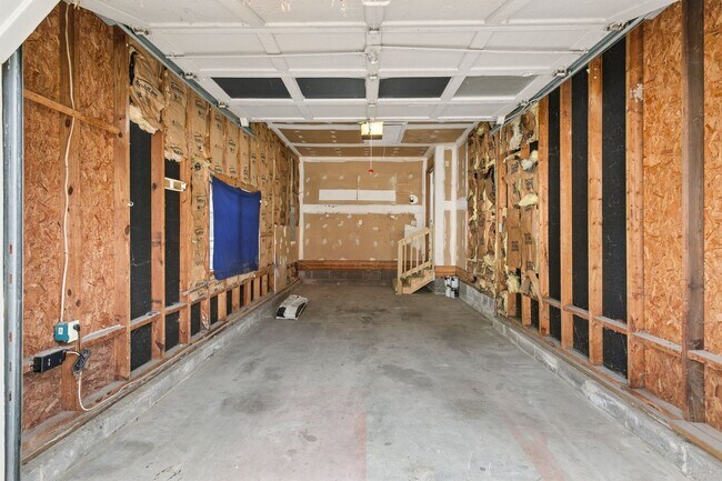 Building Photo - 903 Belvoir Cir