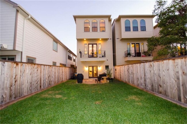 Building Photo - 5312 Inker St