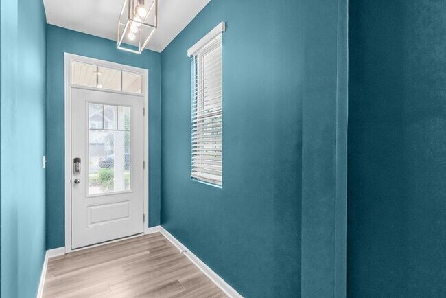 Building Photo - Modern Comfort, Effortless Living & Unbeatable Convenience in Northfield Crossing 3BR/2.5BA, 2 Ca...