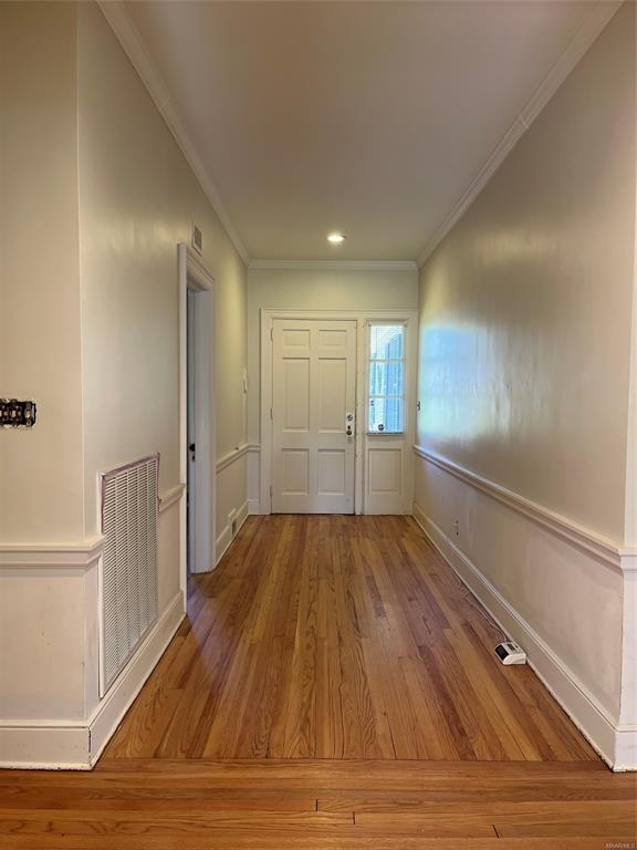 Building Photo - 1244 Gregory Ave