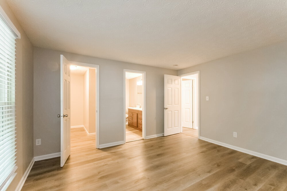 Building Photo - 4419 Deerview Ct