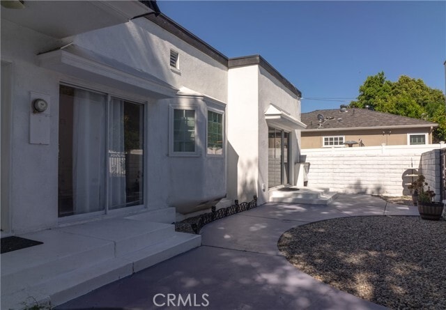 Building Photo - 14356 Greenleaf St