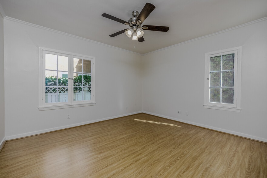 Building Photo - 1244 S Highland Ave