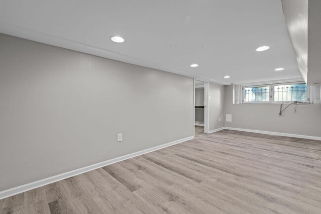 Building Photo - High end, 3 bedroom single family home in The Grove!