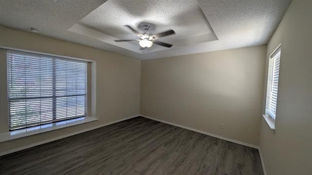 Building Photo - 8943-8945 Camfield Wy