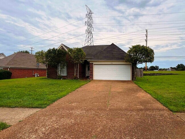 Building Photo - 390 N Ericson Rd