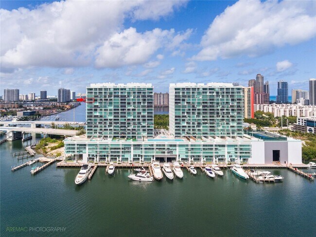 Building Photo - 400 Sunny Isles Blvd