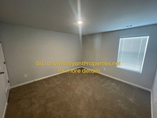 Building Photo - 1531 Rosewood Dr