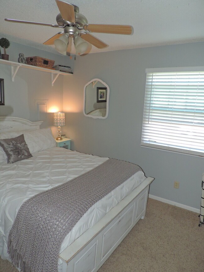 Building Photo - $1,650 | 3 Bedroom, 1 Bathroom House | Pet Friendly* | Available for August 1st, 2026 Move In!