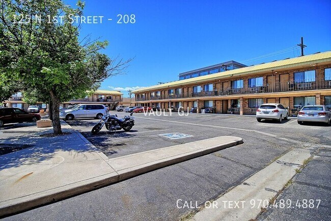 Building Photo - 125 N 1st St