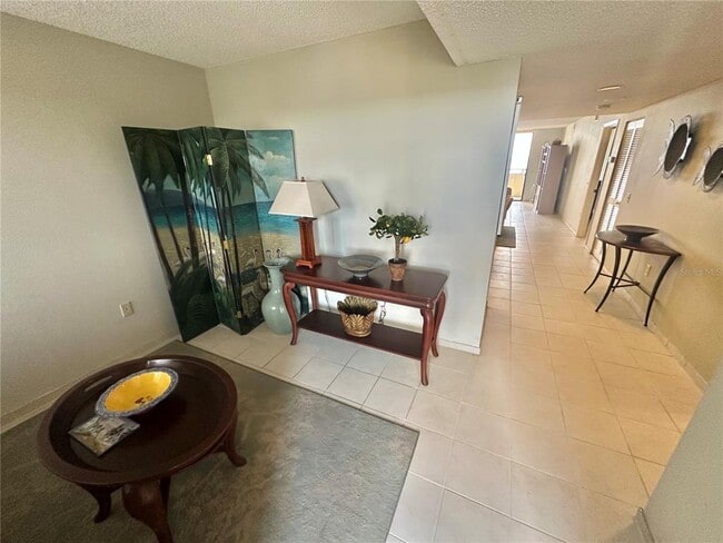 Building Photo - 6035 Sea Ranch Dr