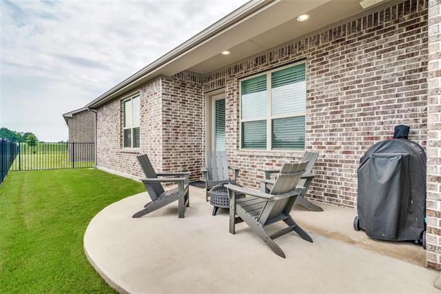 Building Photo - 613 Race Dr