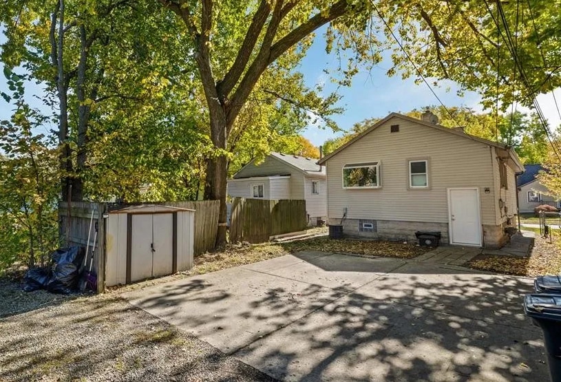 Building Photo - 1793 Channing St