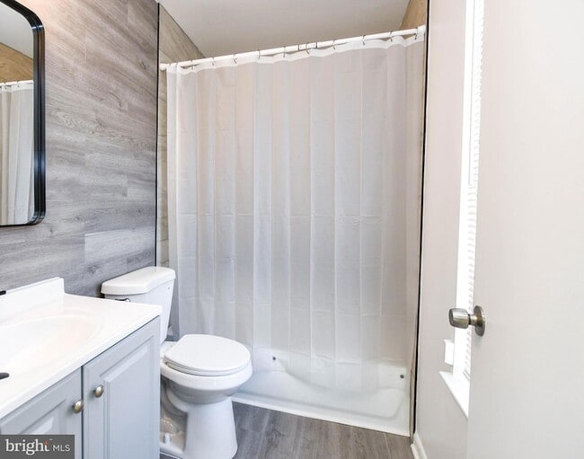 Building Photo - 4624 Governor Kent Ct