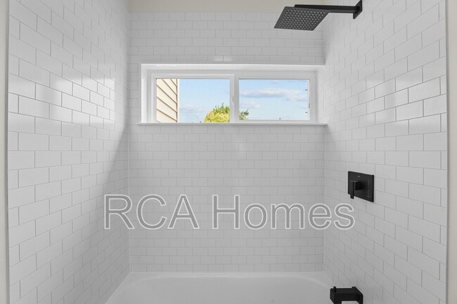 Building Photo - 43 Keystone Ave