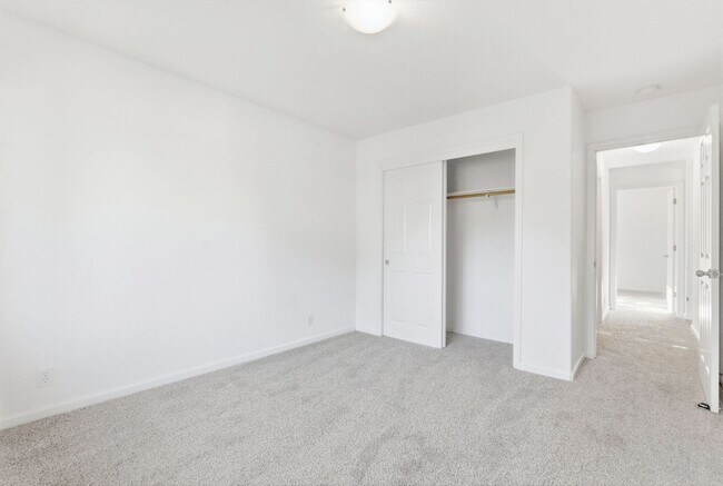 Building Photo - 514-518 10th Street