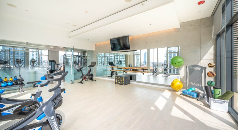 Building Photo - 122 W Couch Pl