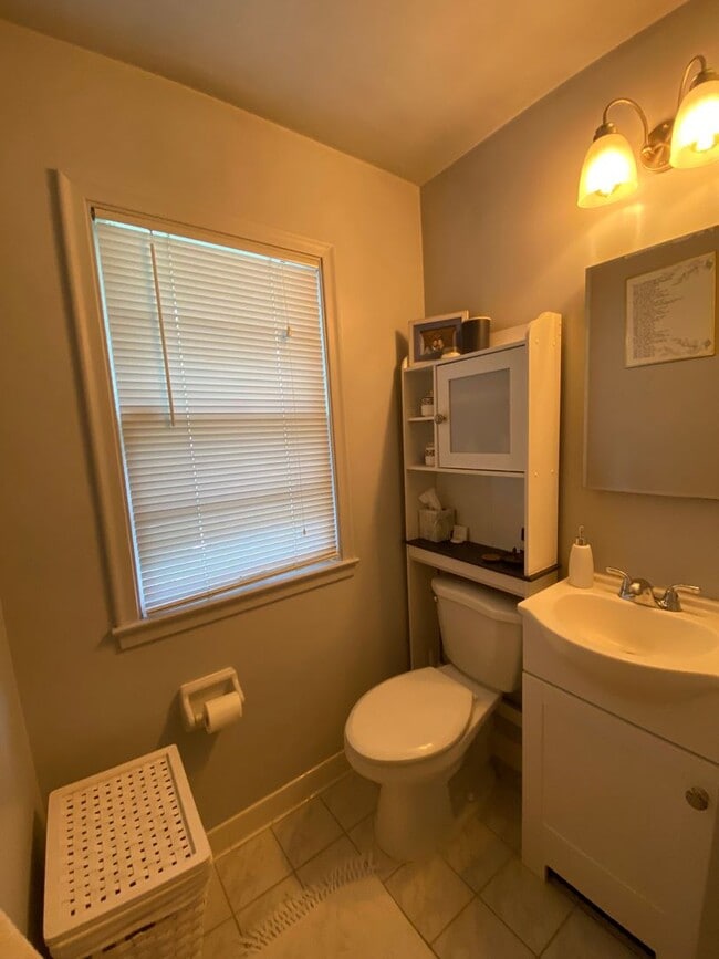 Building Photo - Charming NE Home w/ Two Car Garage