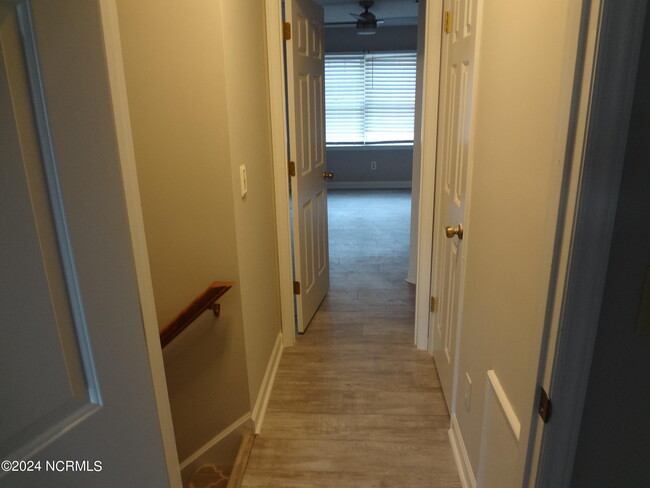 Building Photo - 107 Gates Dr
