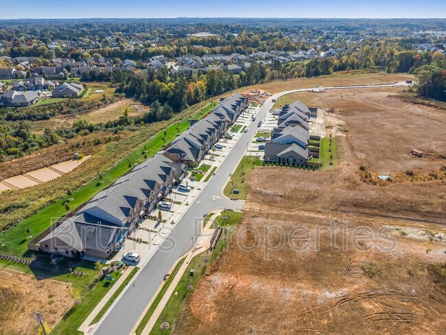 Building Photo - 4752 Willowstone Dr