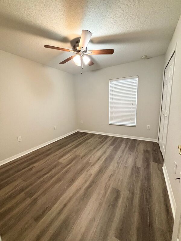 Building Photo - 3048 Verbena Dr