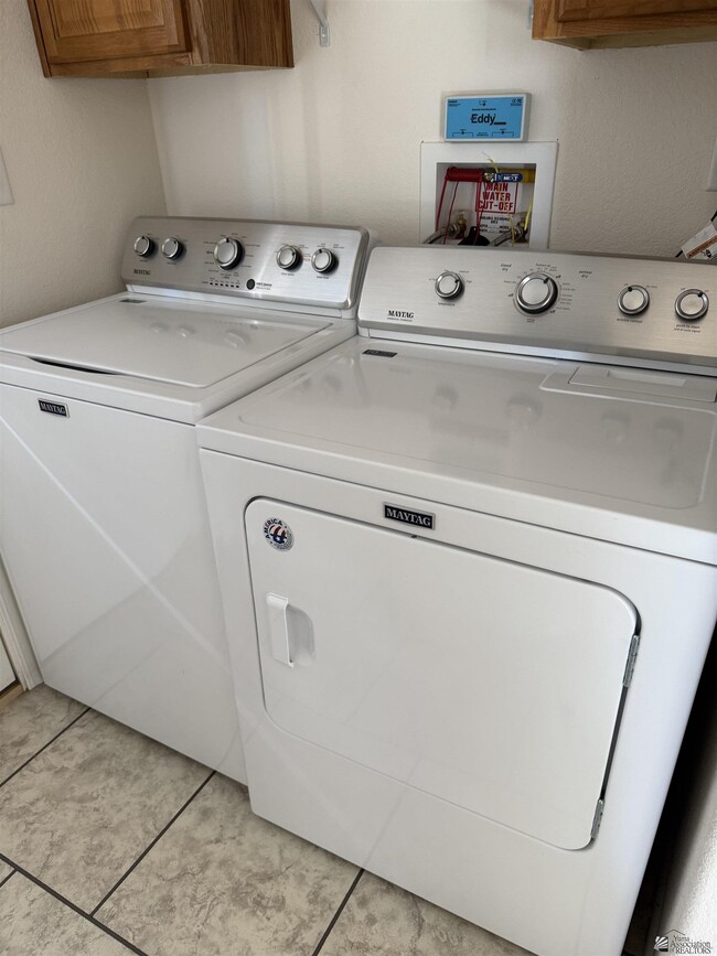 Building Photo - 13239 E 48th Dr