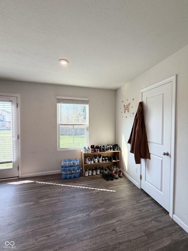 Building Photo - 2637 Spurlock Ln