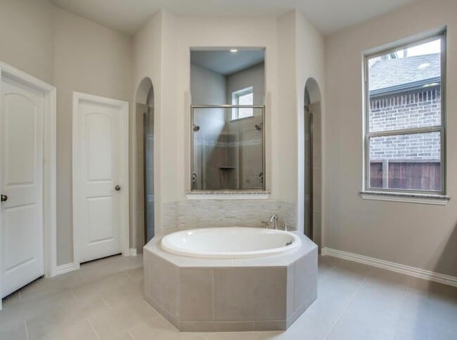 Building Photo - 6812 Humboldt Pl