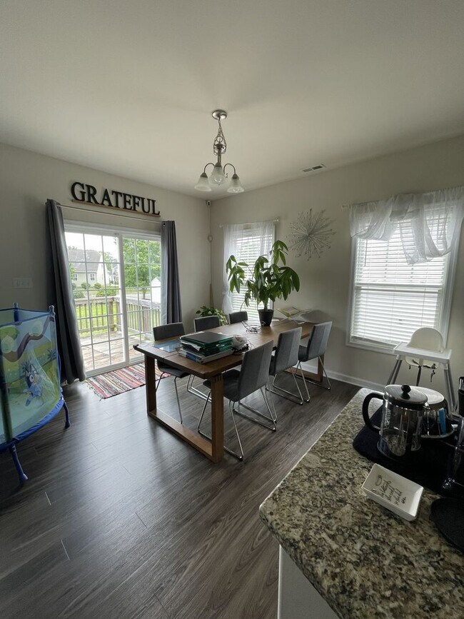 Building Photo - 2913 Seven Kings Ct