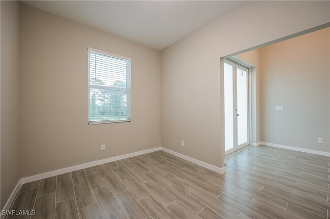 Building Photo - 3204 66th St W