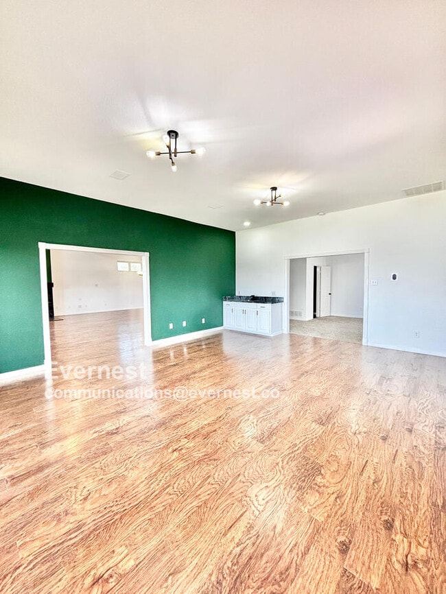 Building Photo - 11156 Windjammer Dr