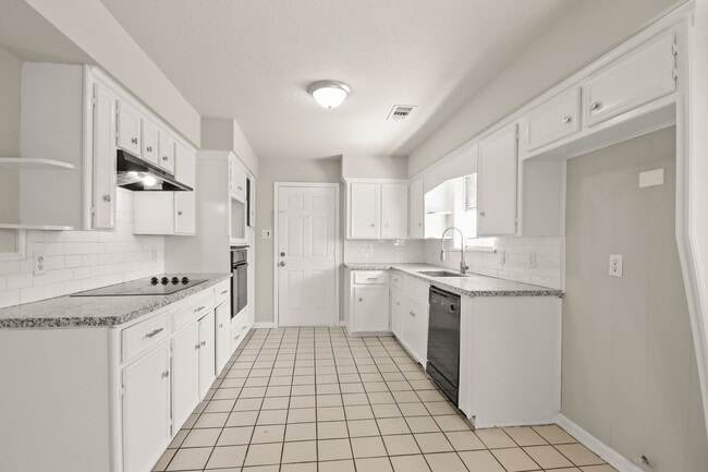 Building Photo - 3806 Montego Dr