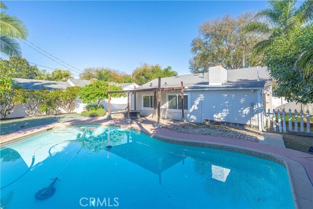 Building Photo - 2371 Park Ave