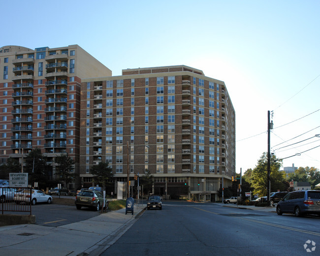 Primary Photo - Elizabeth House