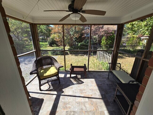 Building Photo - 8410 Holly Hill Rd