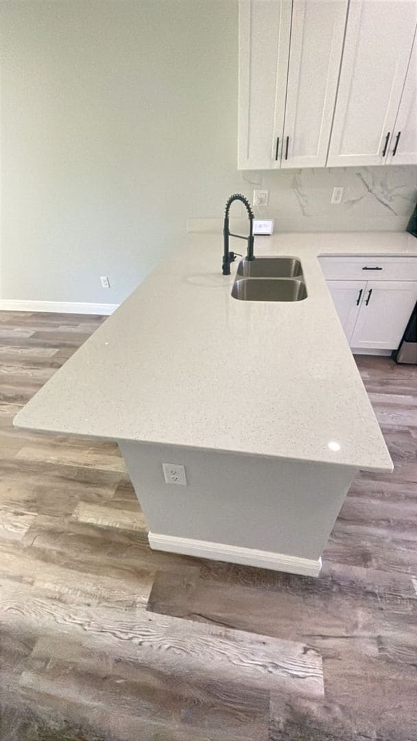 Building Photo - 1581 S Montgomery St