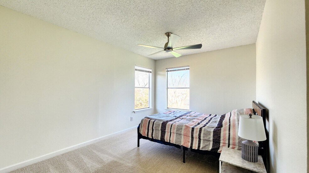 Building Photo - 11415 Bristle Oak Trl