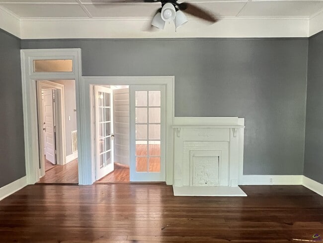 Building Photo - 310 Central Ave