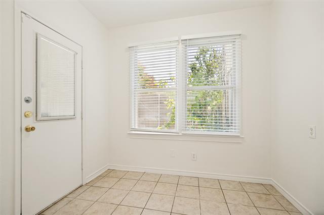 Building Photo - 6025 Llano Ave