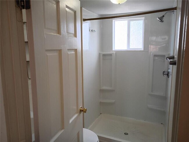 Building Photo - 278 Sayles St