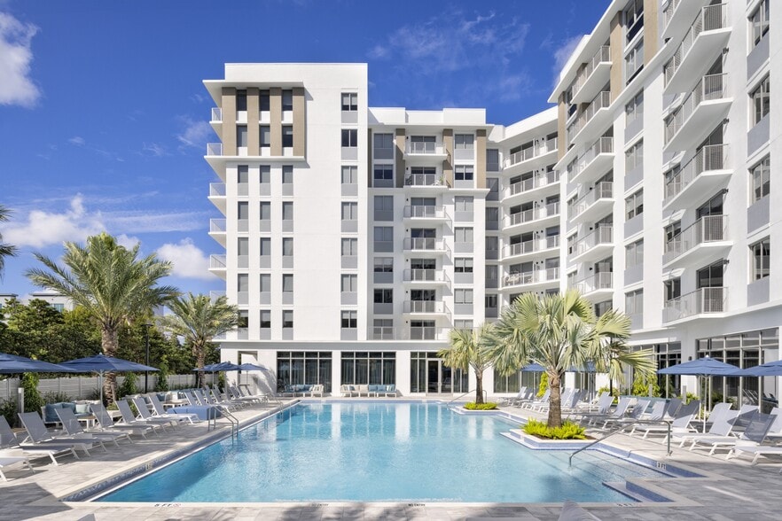 Primary Photo - The Marc at Palm Beach Gardens