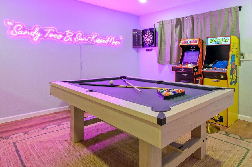 Building Photo - 11176 110th Way N