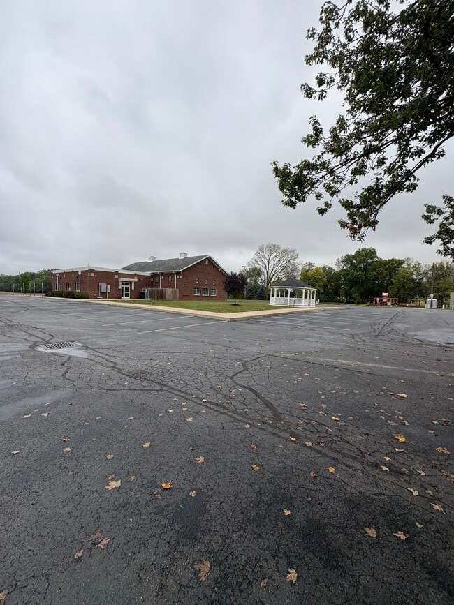 Building Photo - 4061 Main St